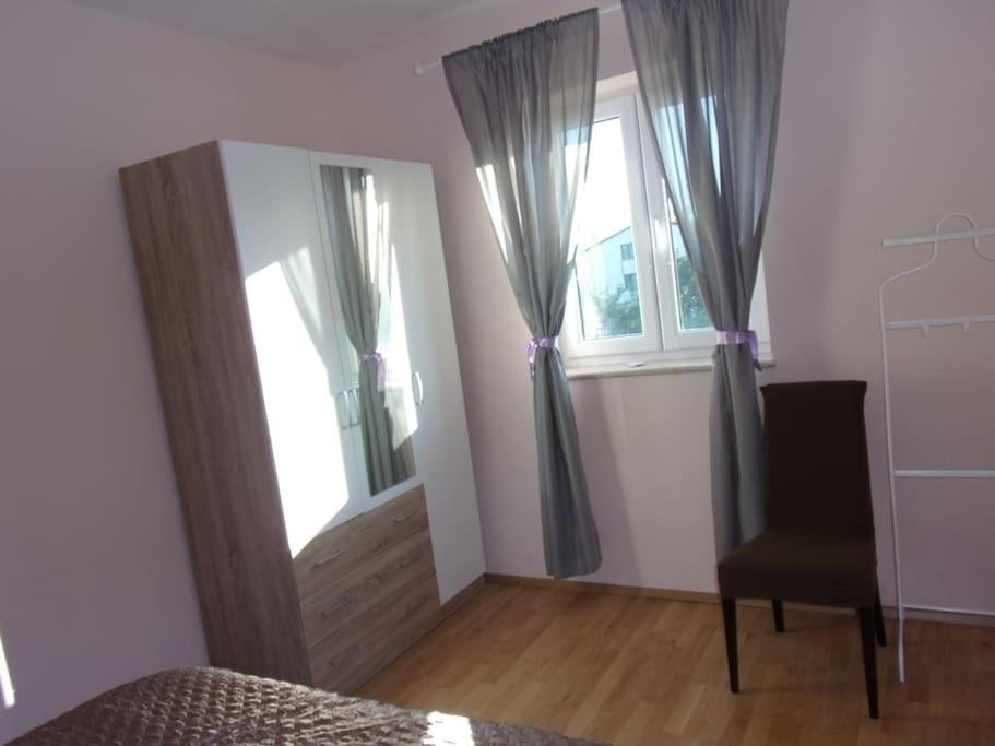 אומאג Apartman Anna Kuhar מראה חיצוני תמונה